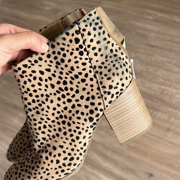 Leopard Booties - Picture 2 of 3